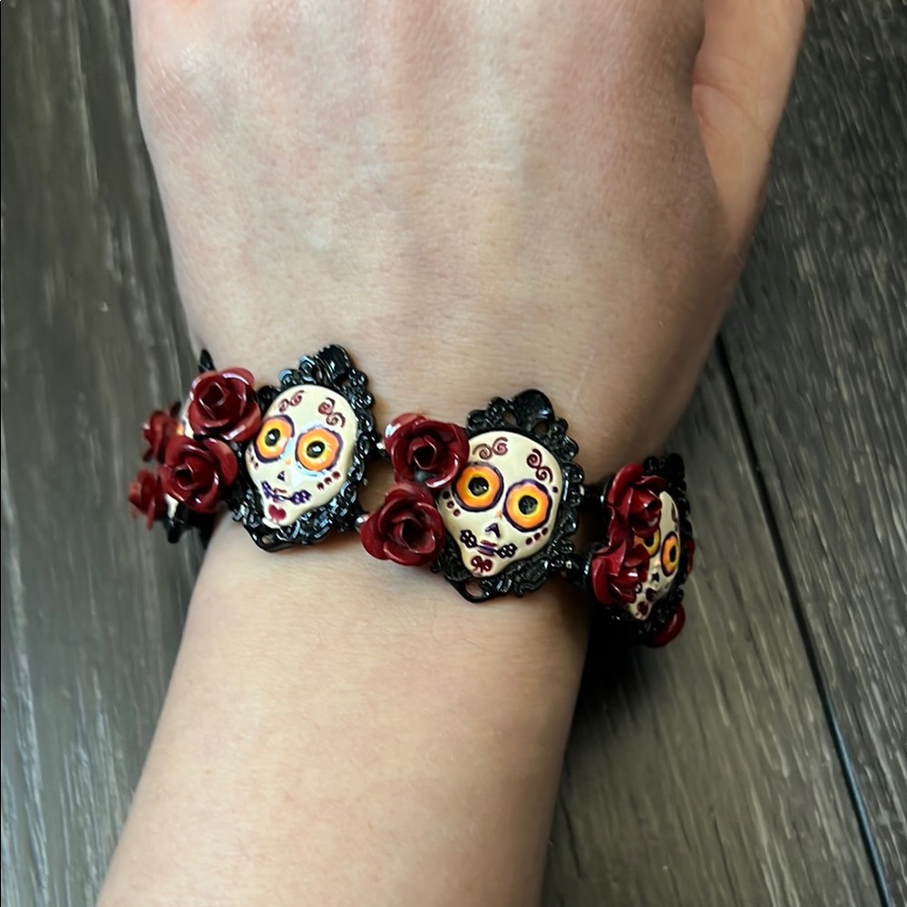 Elegant Red and Black Skull Bracelet